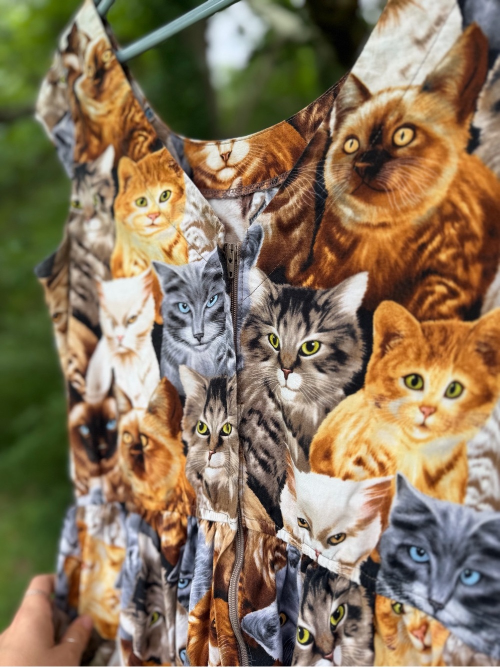 Retrolicious Cat Dress 🐈 - Picture 3 of 4